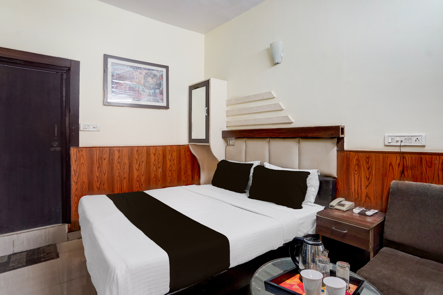 collection o jhalwar road near kota airport