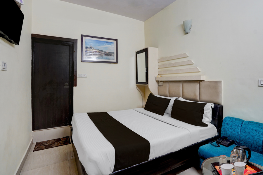 collection o jhalwar road near kota airport