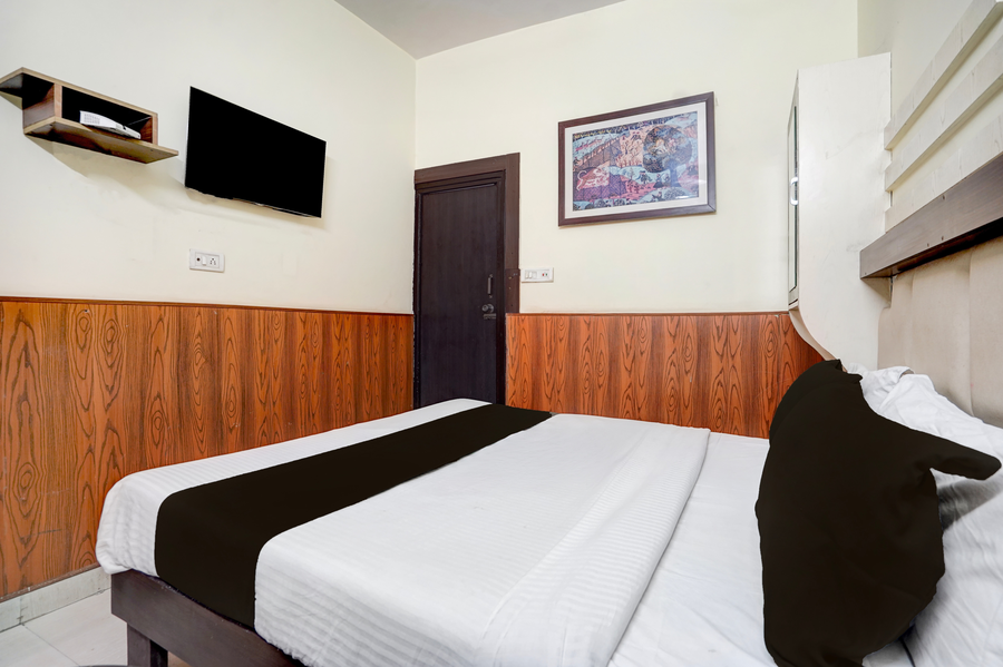 collection o jhalwar road near kota airport