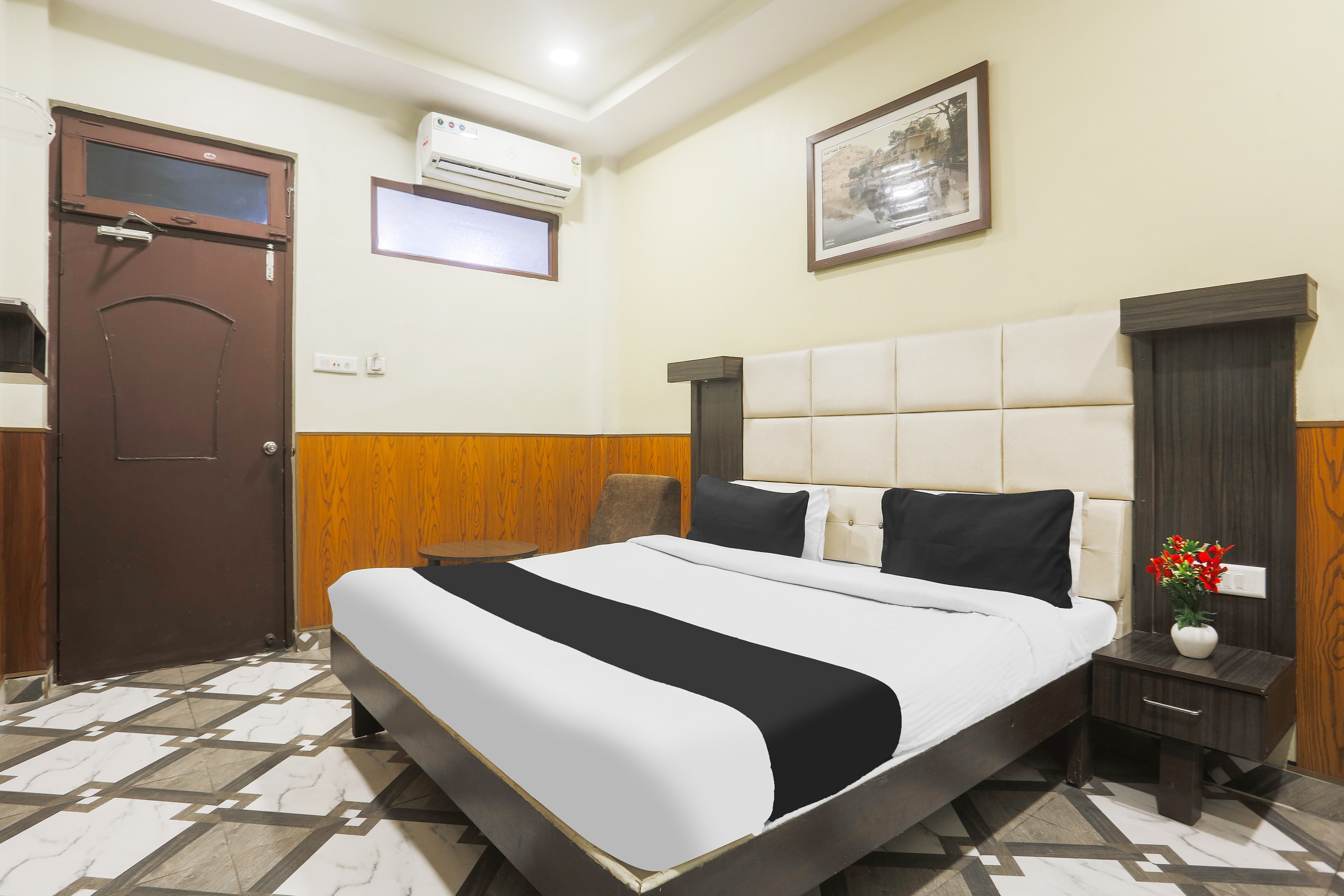 Collection O Jhalwar Road Near Kota Airport,Dhanmandi,3 star