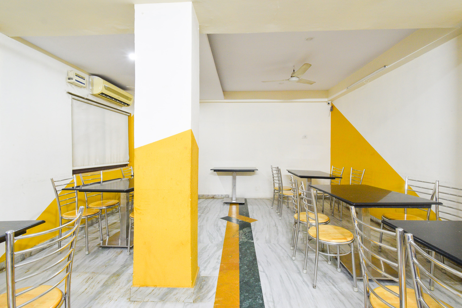 Super Townhouse Oak Secunderabad Near Railway Station Formerly Hotel Brahma,Balapur,4 star
