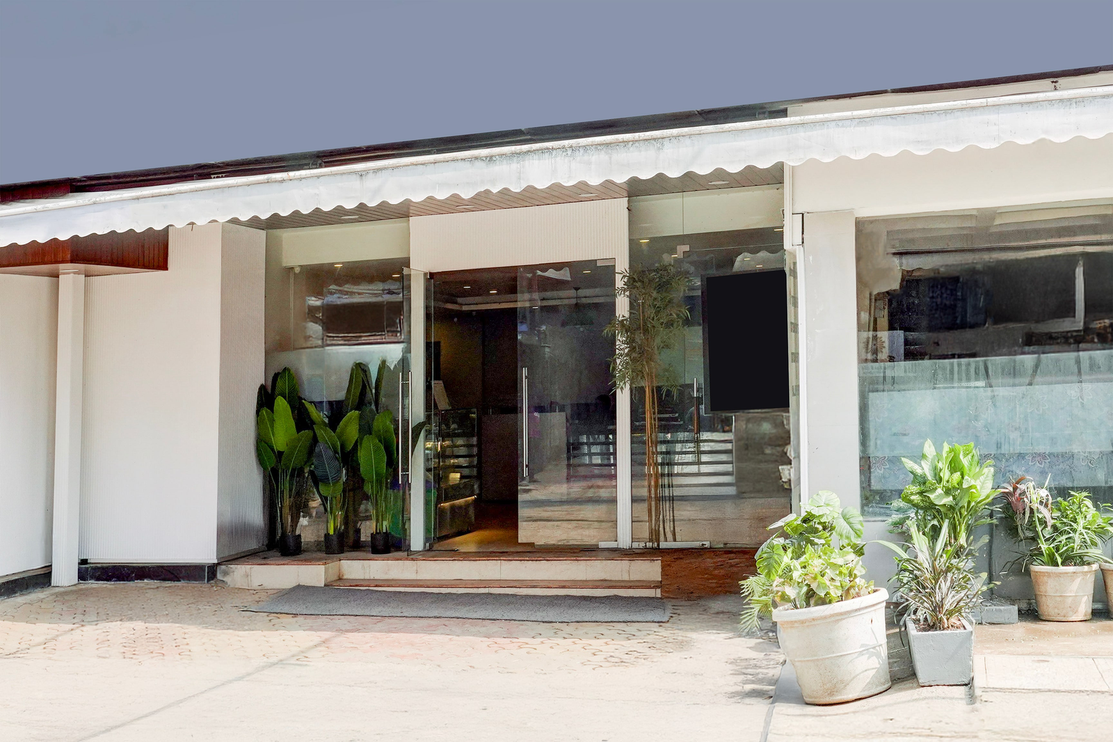 townhouse khar the habitat