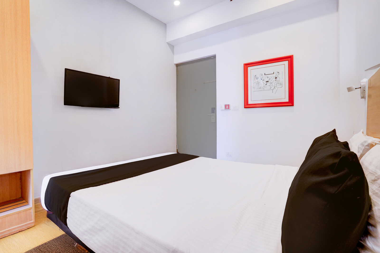 townhouse khar the habitat