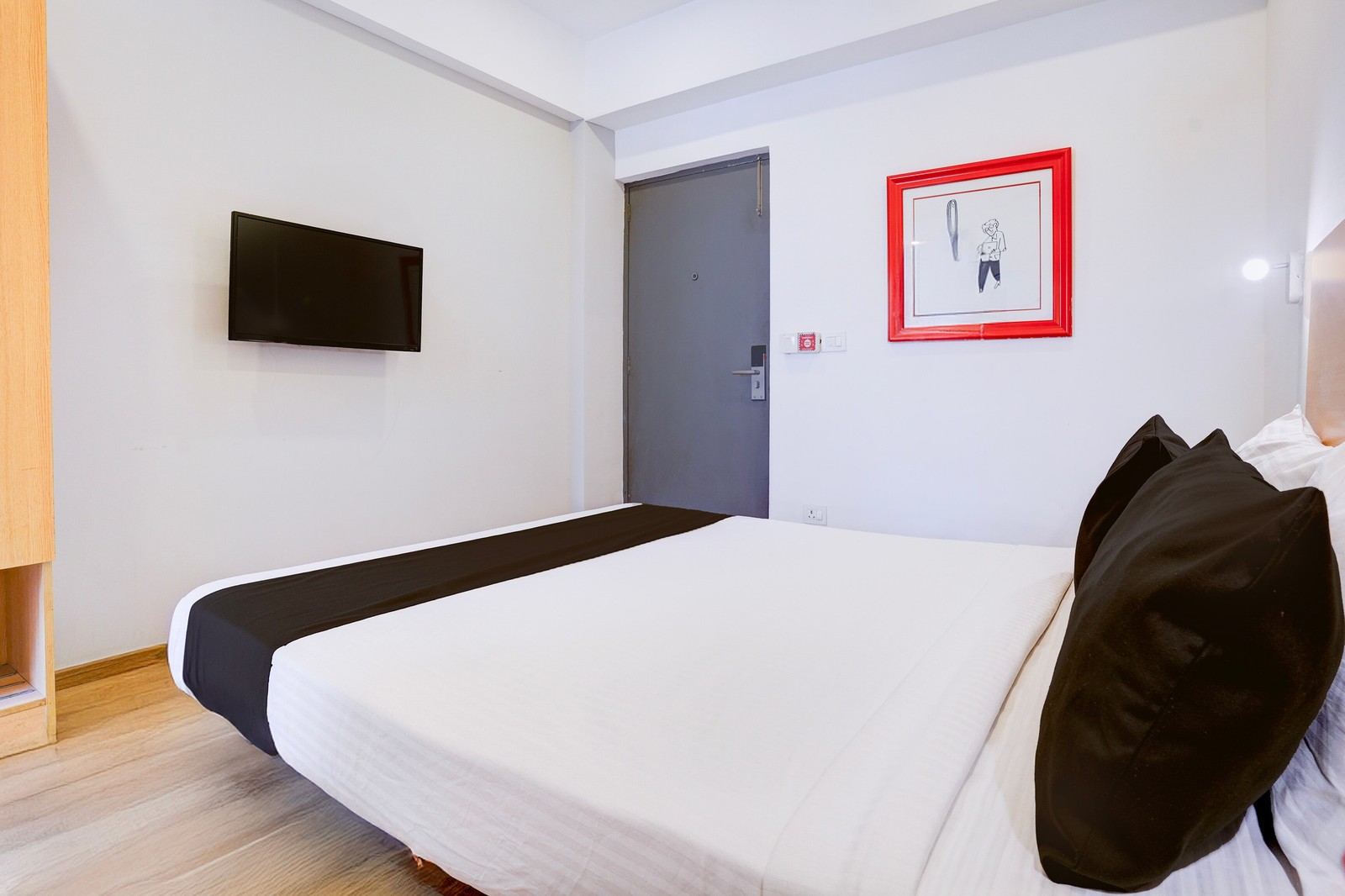 townhouse khar the habitat