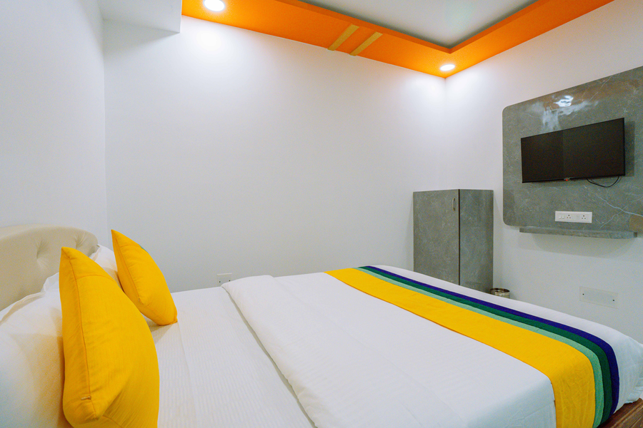 itsy hotels aaditya inn tathawade