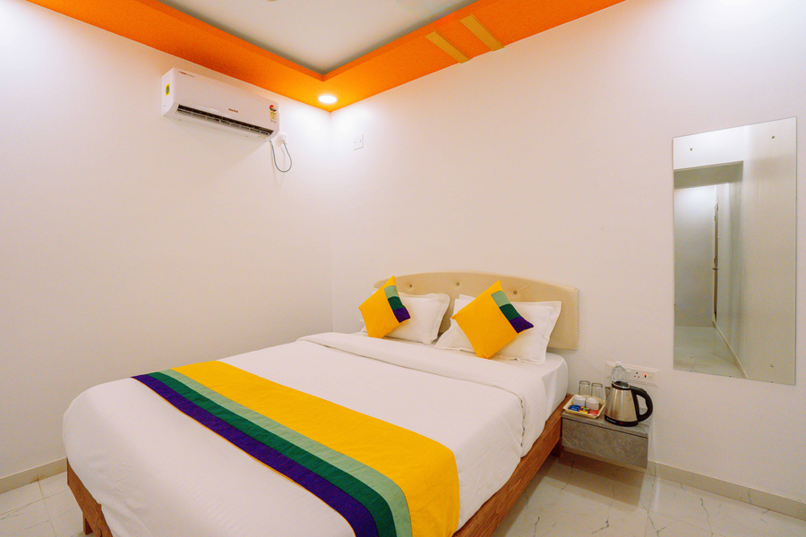itsy hotels aaditya inn tathawade