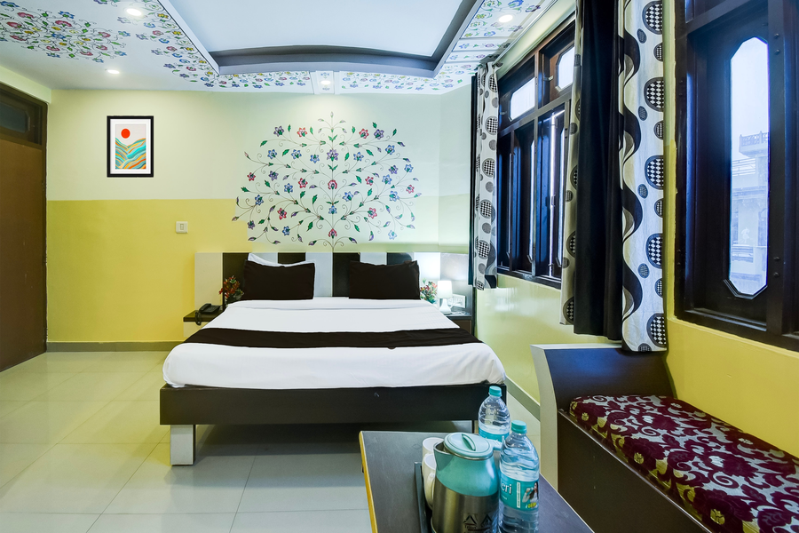 hotel o ramgarh mod near hawa mahal