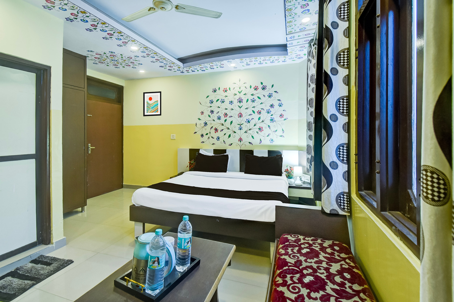 hotel o ramgarh mod near hawa mahal