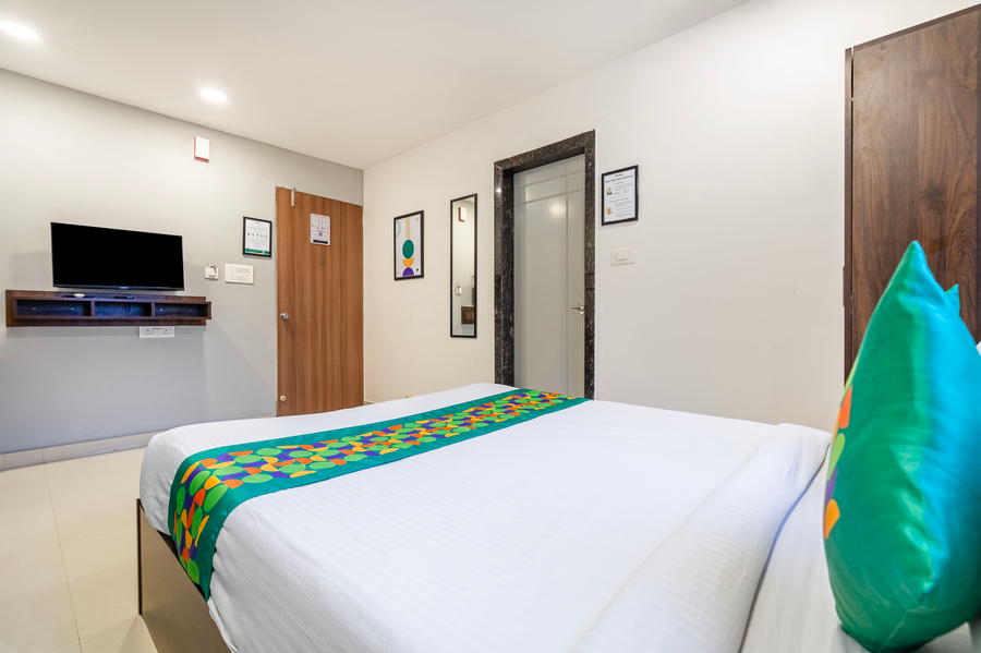 treebo de alphabet gachibowli