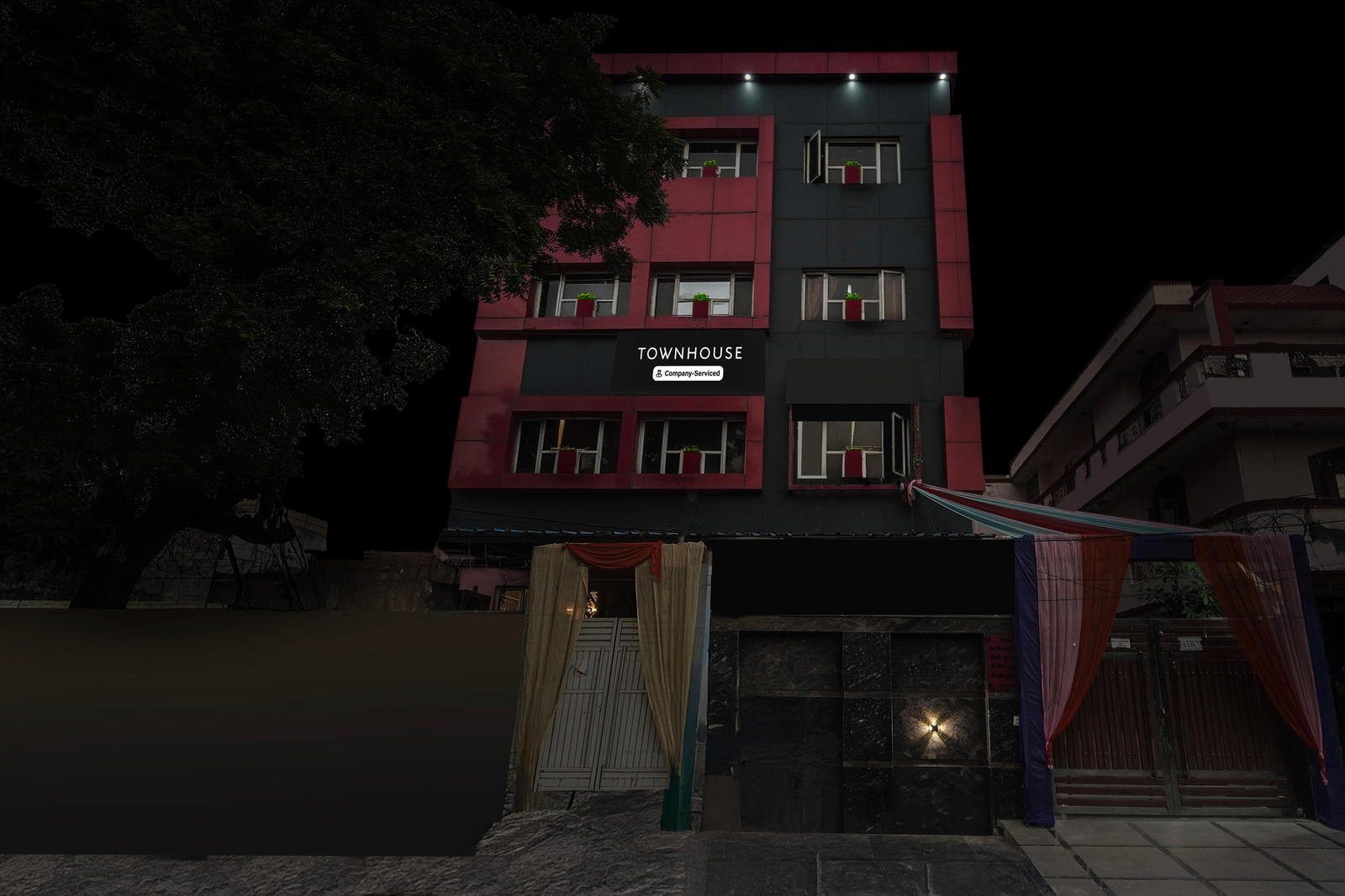 super townhouse maithli marg sector 55 formerly red roof