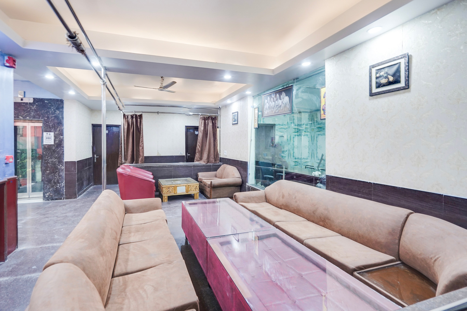 super townhouse maithli marg sector 55 formerly red roof