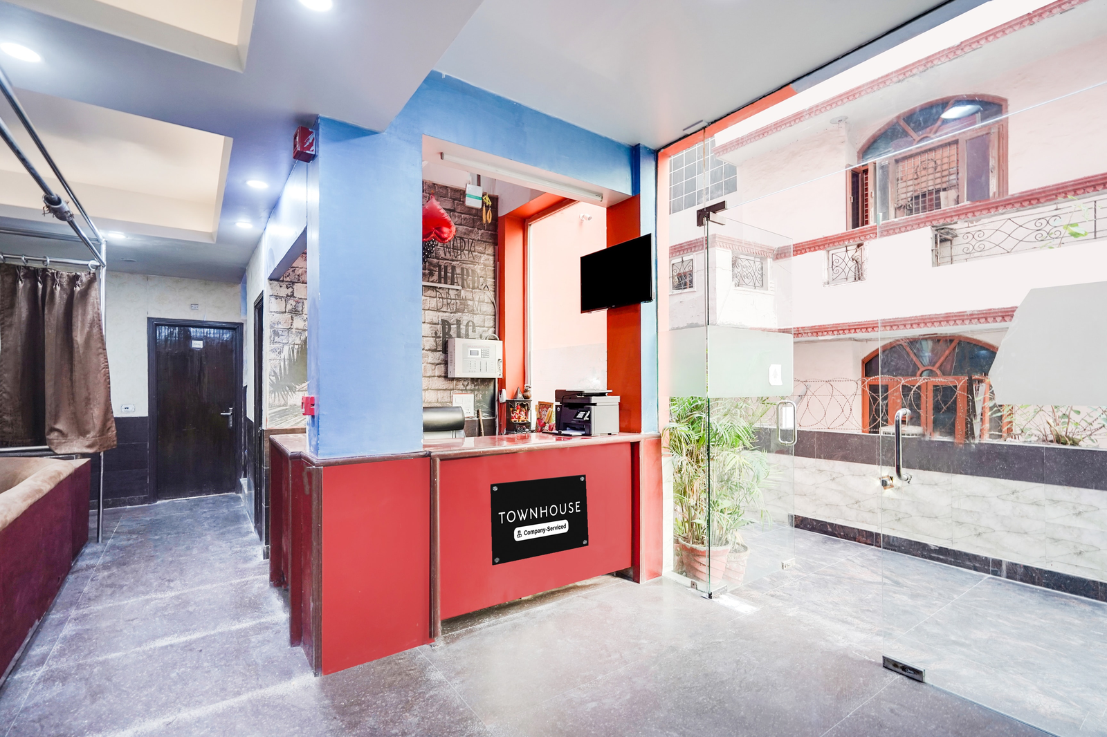 super townhouse maithli marg sector 55 formerly red roof
