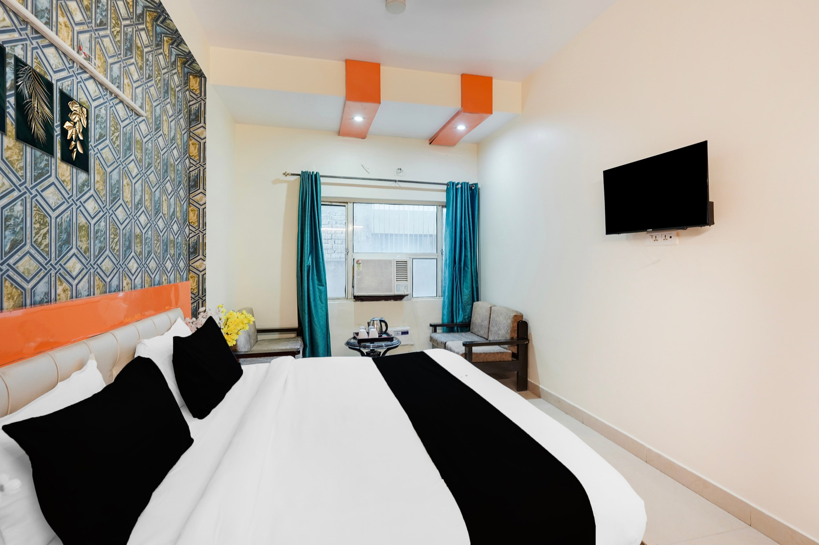 super townhouse maithli marg sector 55 formerly red roof