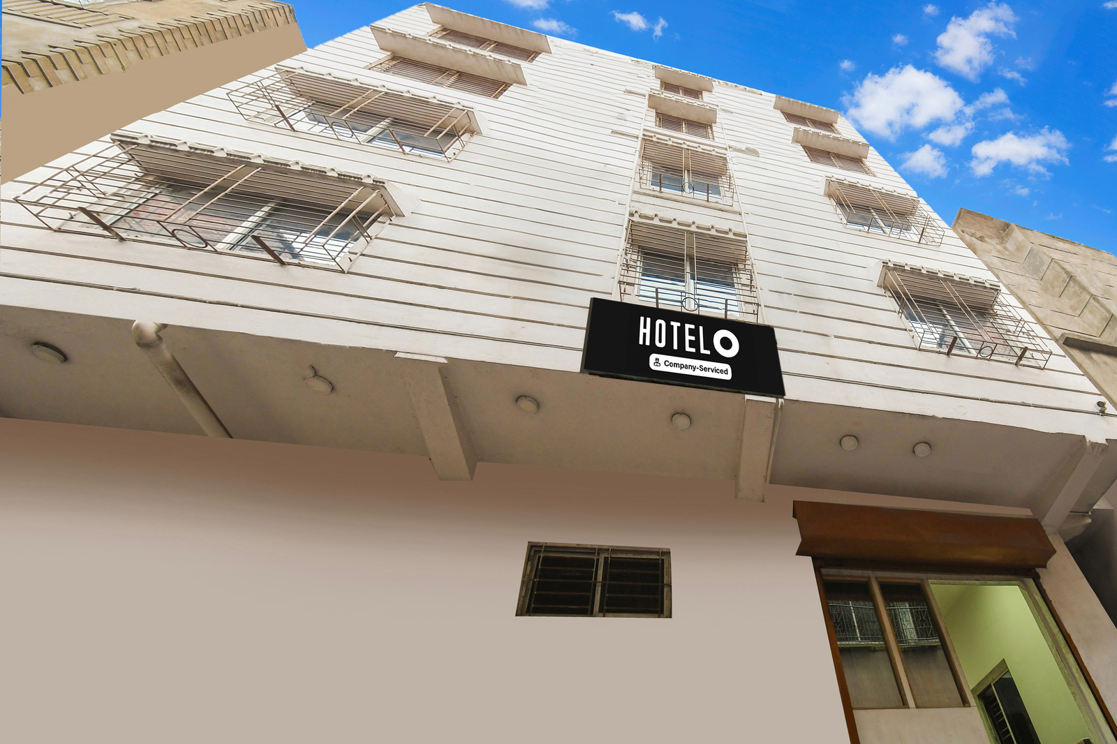 super hotel o uttar panchanna