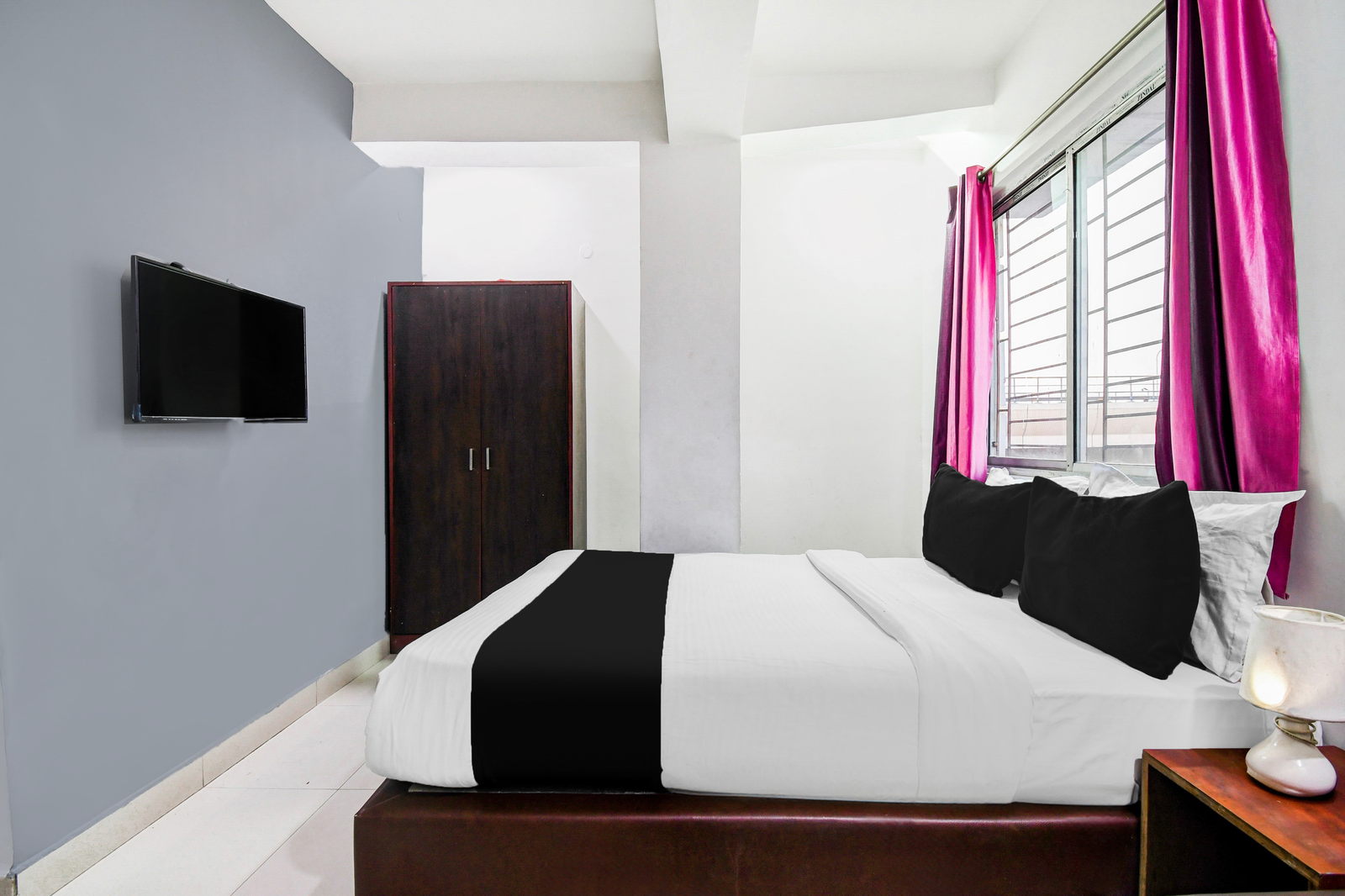 super hotel o uttar panchanna