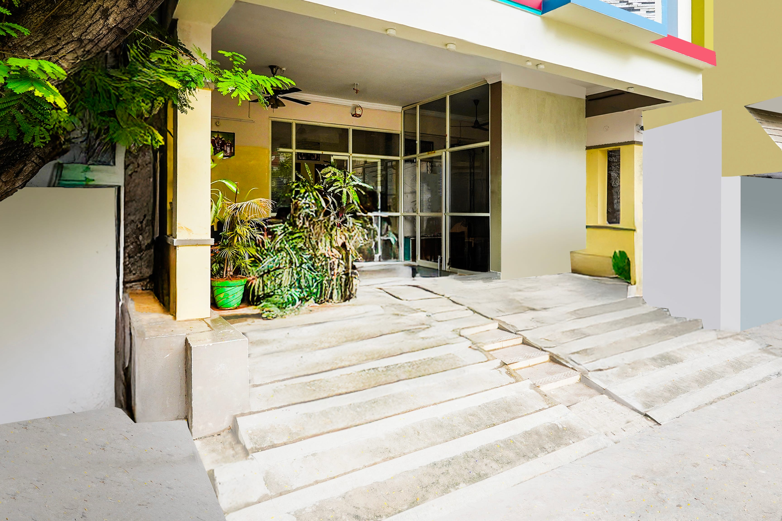 Hotel O Karakambadi Road Near Leela Mahal Circle,India>>Tirupati,3 star