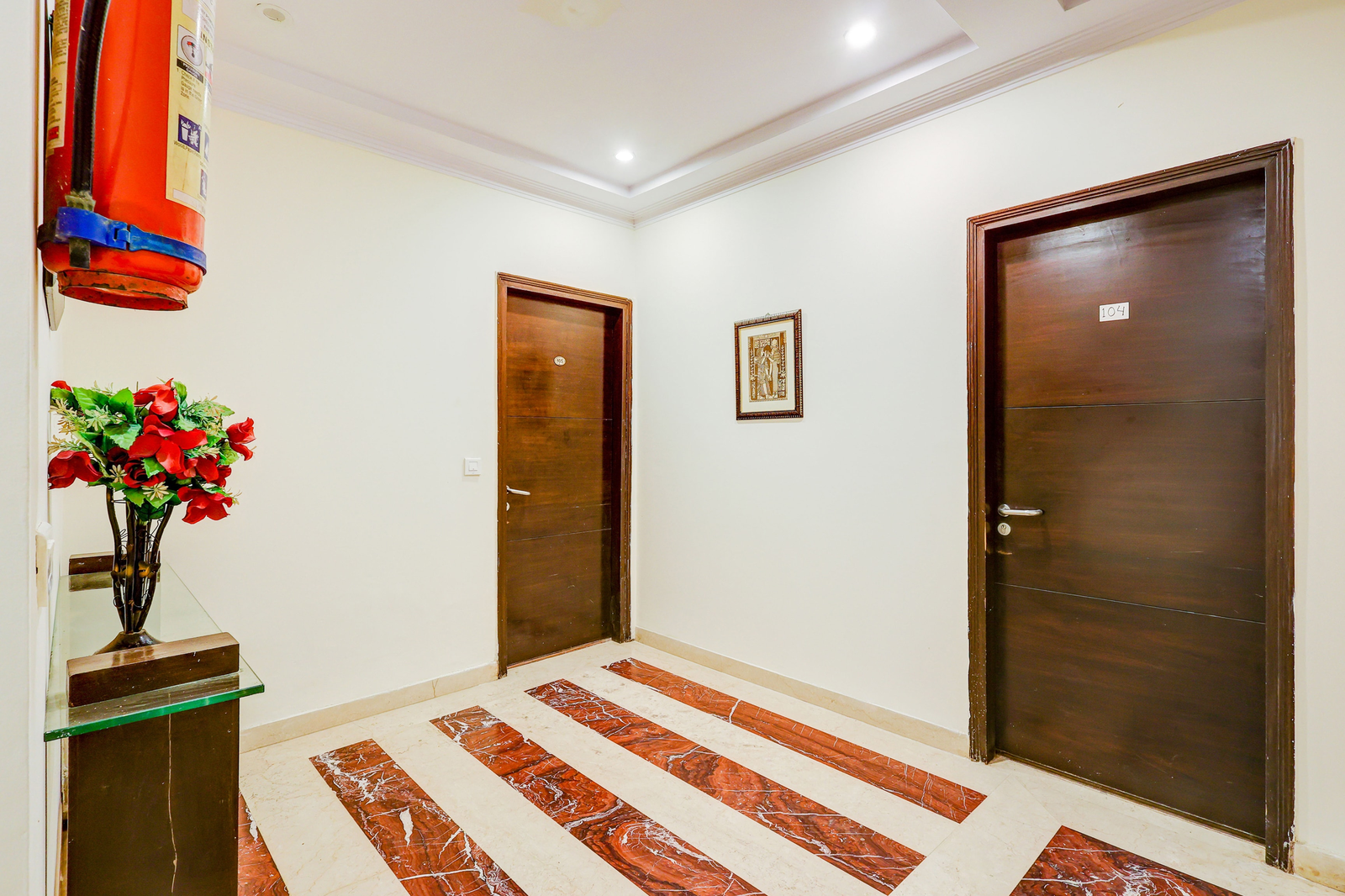 Super Townhouse Oak Sector 25 Gurgaon,SECTOR 25 , GURUGRAM ,3 star