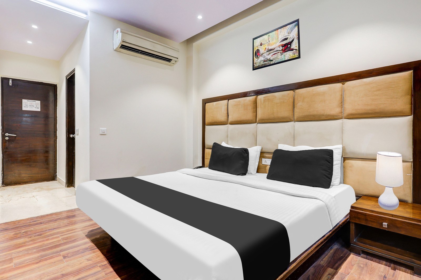 super townhouse oak sector 25 gurgaon