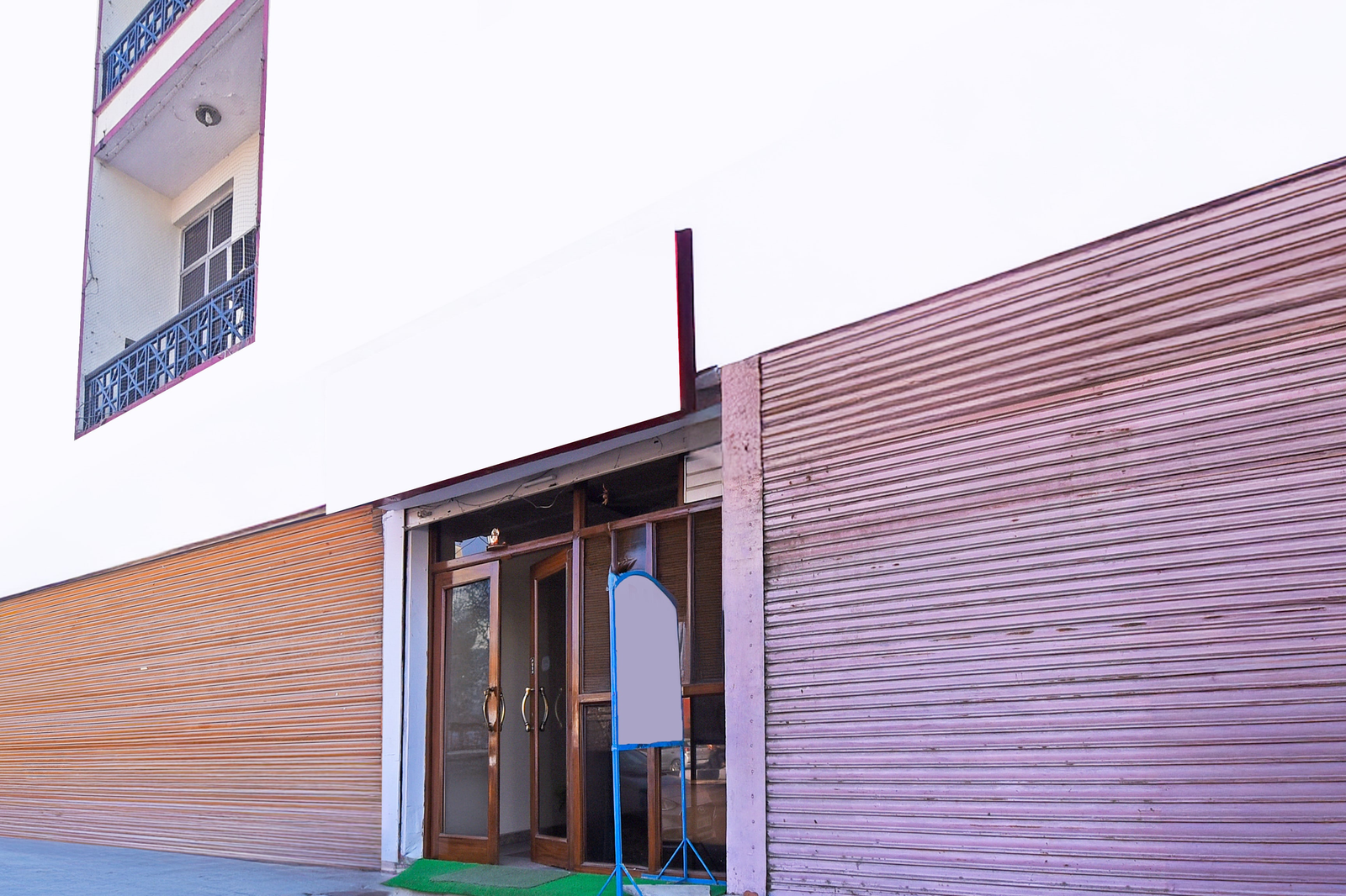 Hotel O Hathroi Market Near Dhuleshwar Garden,Hathroi, Jaipur,3 star