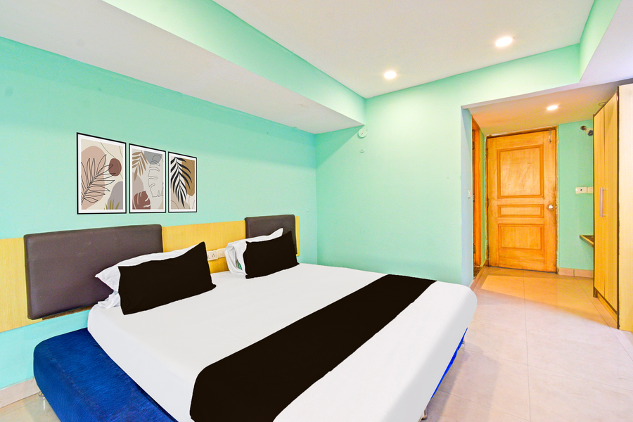 super townhouse ameerpet balkampet road