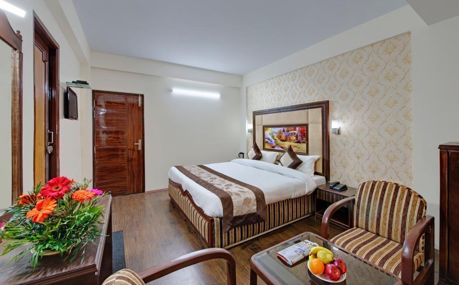 Hotel Ankit Palace,Naggar,2 star