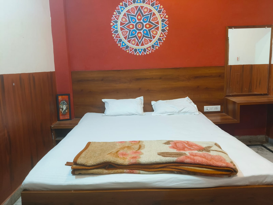 Hotel Rudra,,3 star
