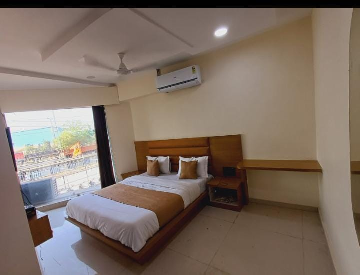 hotel konark