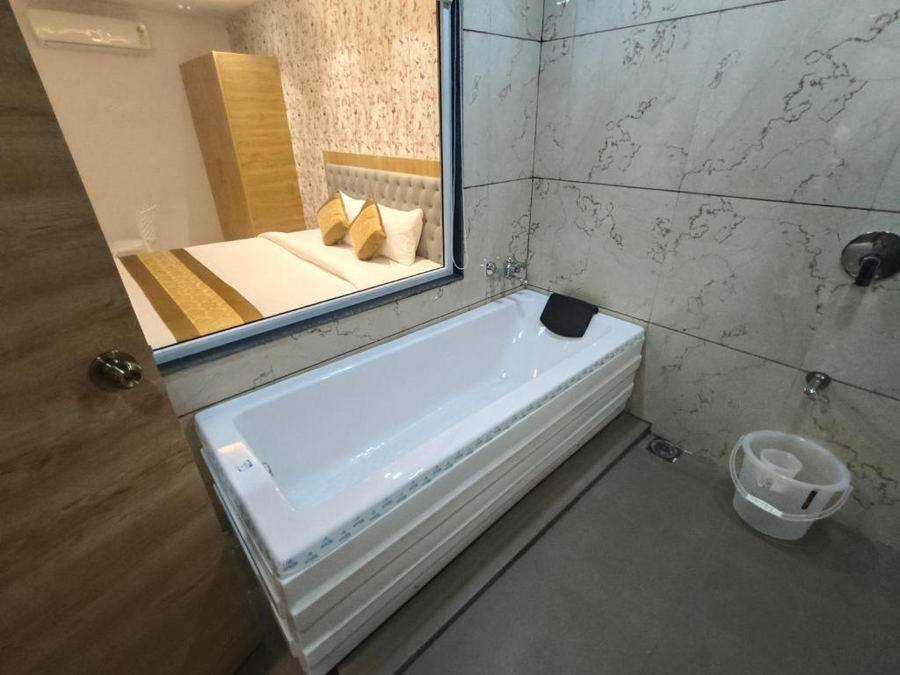 Hotel Morya Residency Parel,,2 star