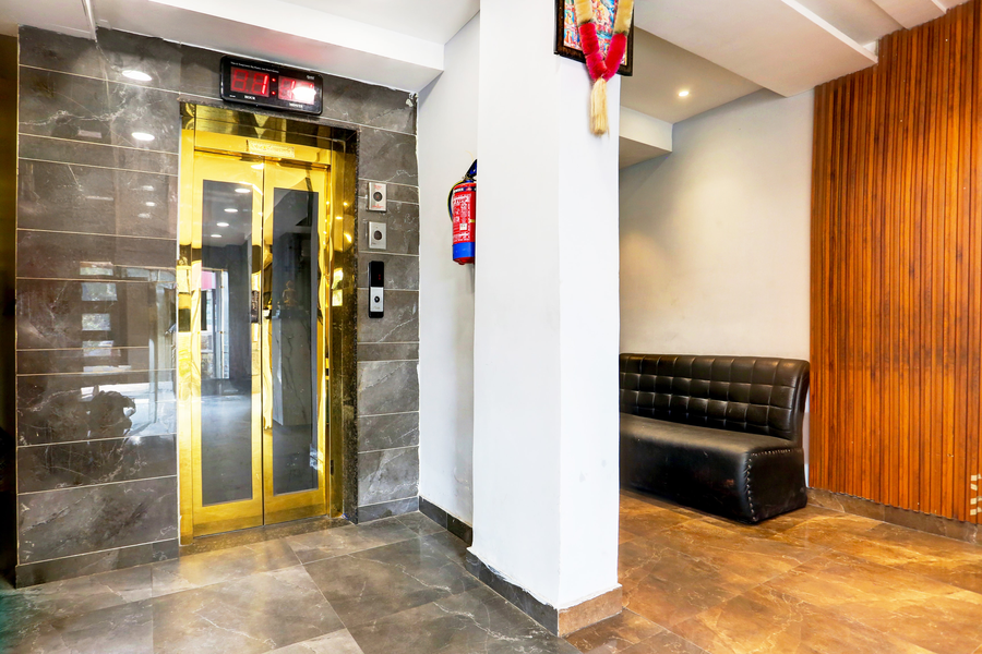 townhouse ajit nagar near golden temple