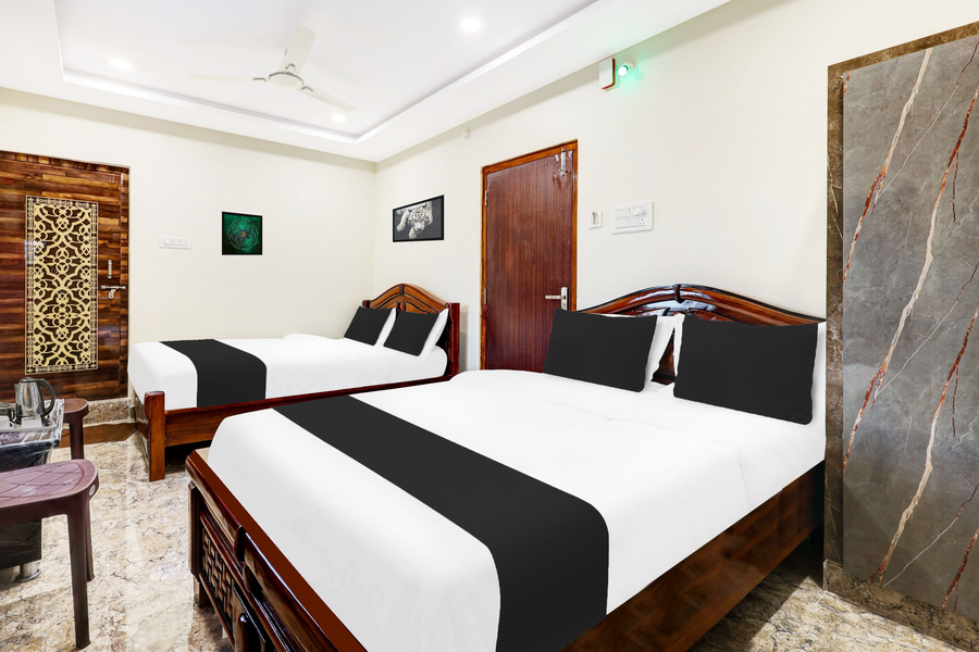 super hotel o vizianagaram near railway station