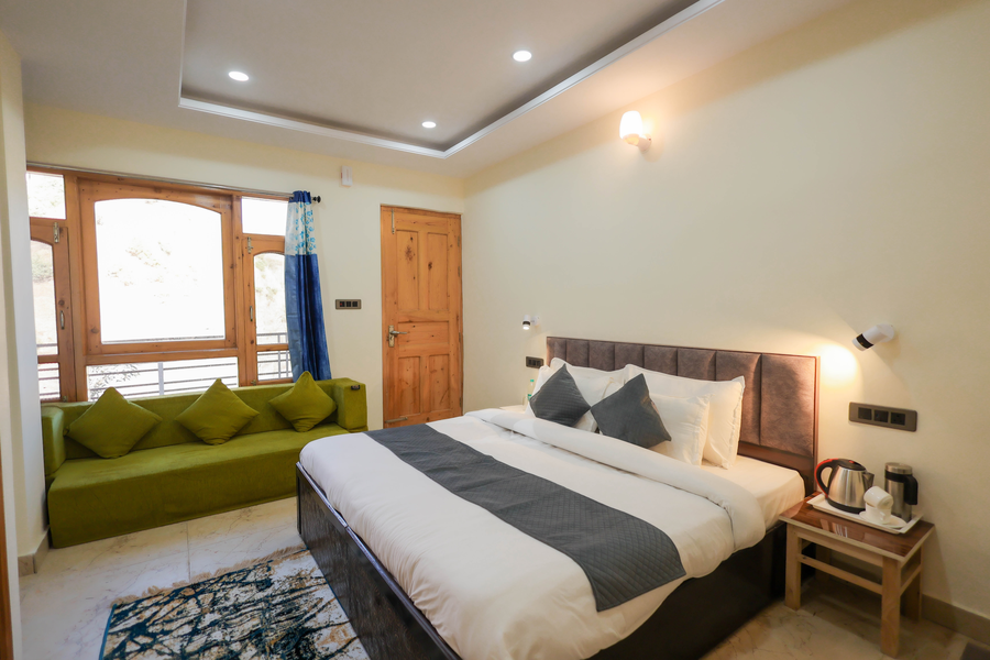 Mystic Hills Retreat,Dhalli,5 star