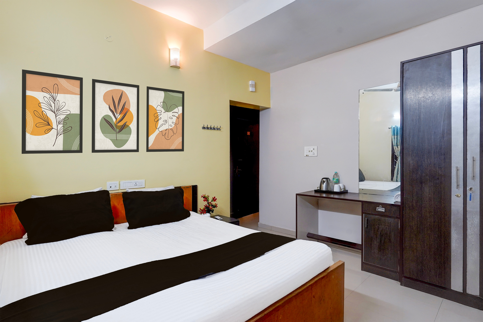 hotel o ramapuram near srm university
