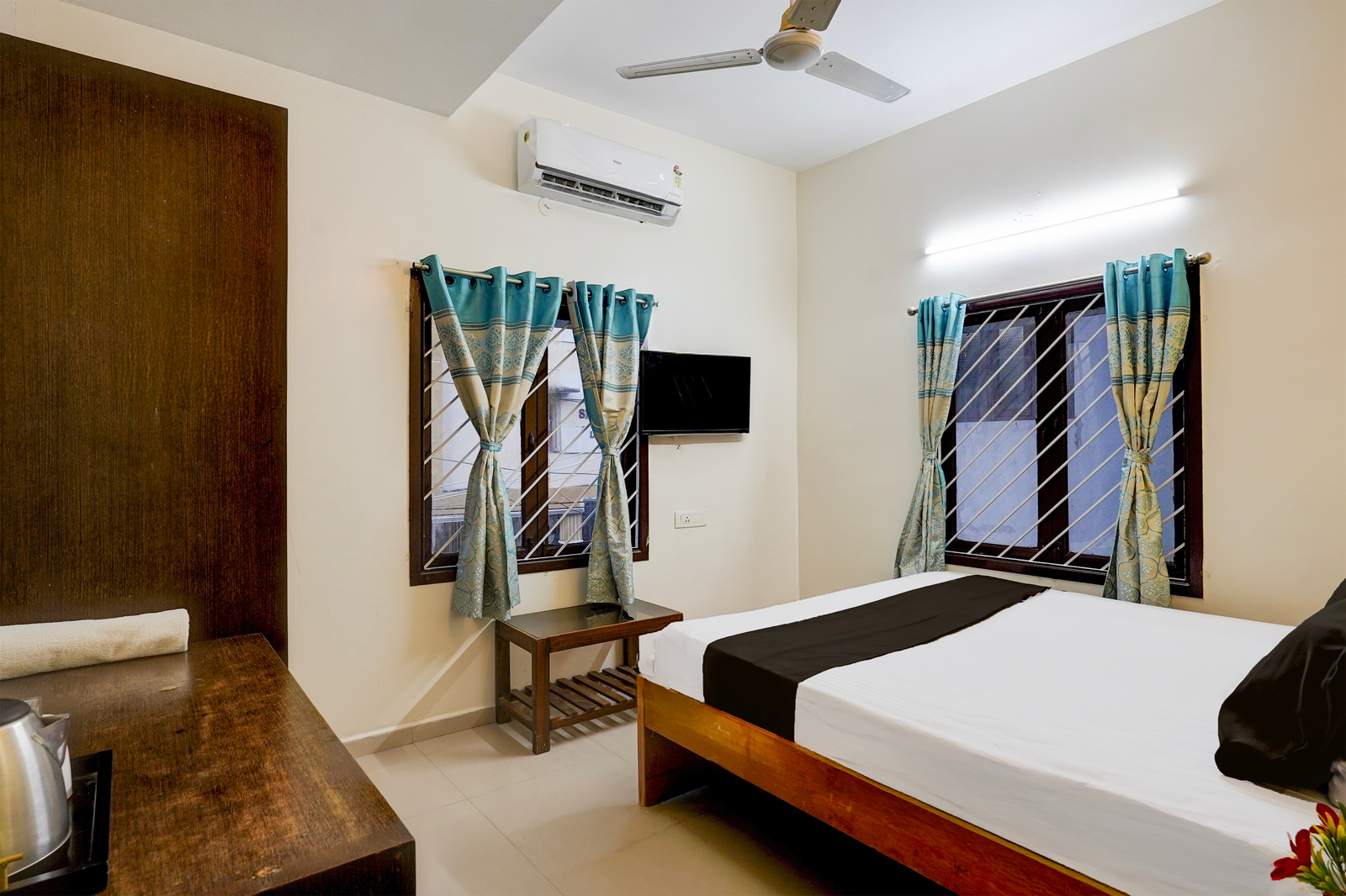 hotel o ramapuram near srm university