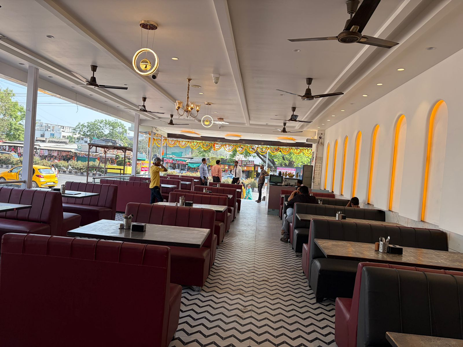 Hotel Mathura Inn,Near Sai Baba Temple,3 star