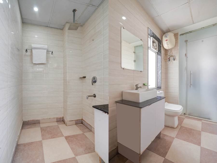 hotel king plaza near igi airport by rmaap group