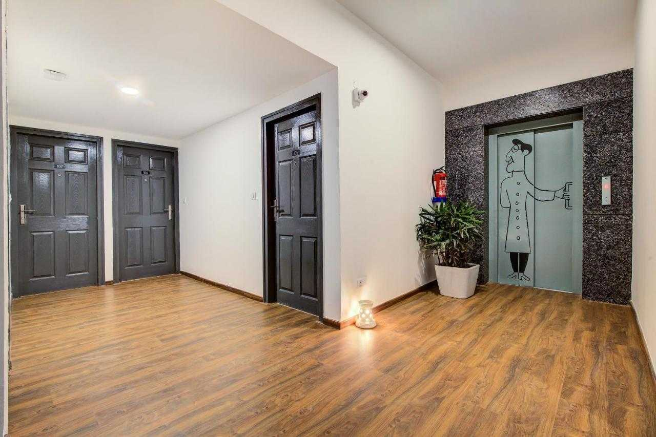 Townhouse Karkarduma,East Of Kailash,4 star
