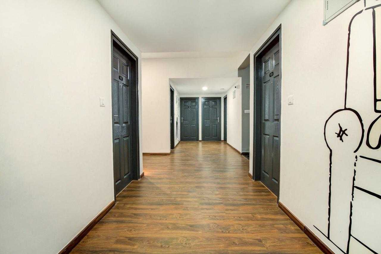 Townhouse Karkarduma,East Of Kailash,4 star