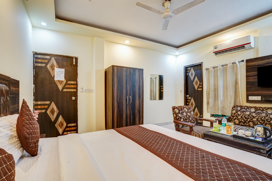 hotel city lite near igi airport by rmaap group