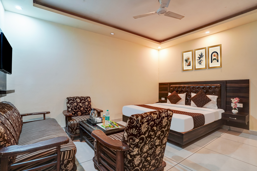 hotel city lite near igi airport by rmaap group