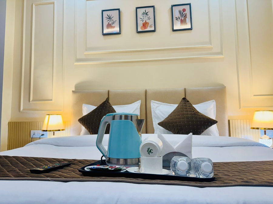 hotel classic crowne