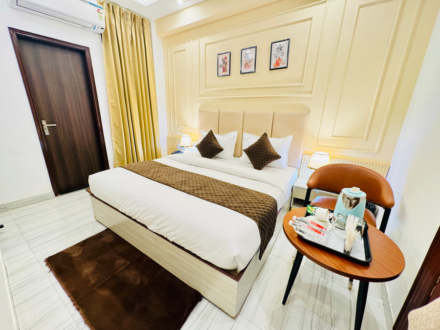 hotel classic crowne