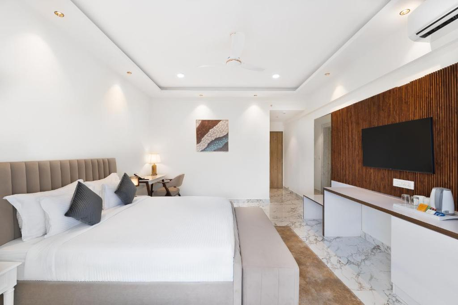 white wharf beach resort morjim goa
