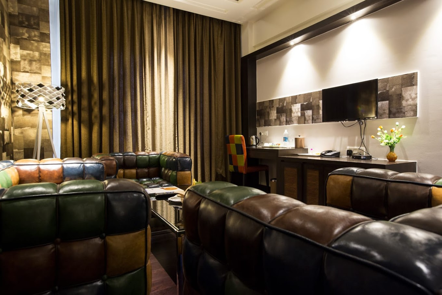 the t hotels