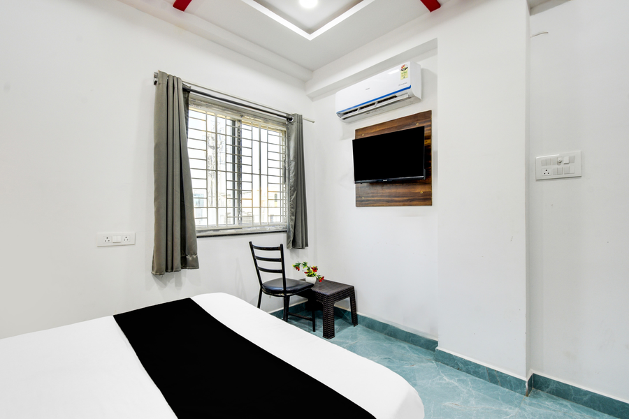 super townhouse hitech city near yashoda hospital