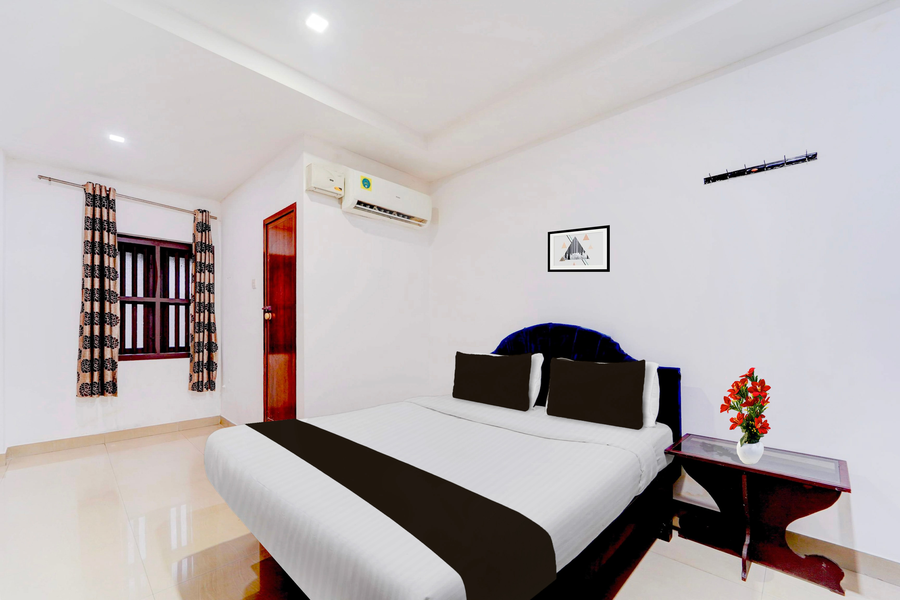 super hotel o kunnamangalam near bus stand