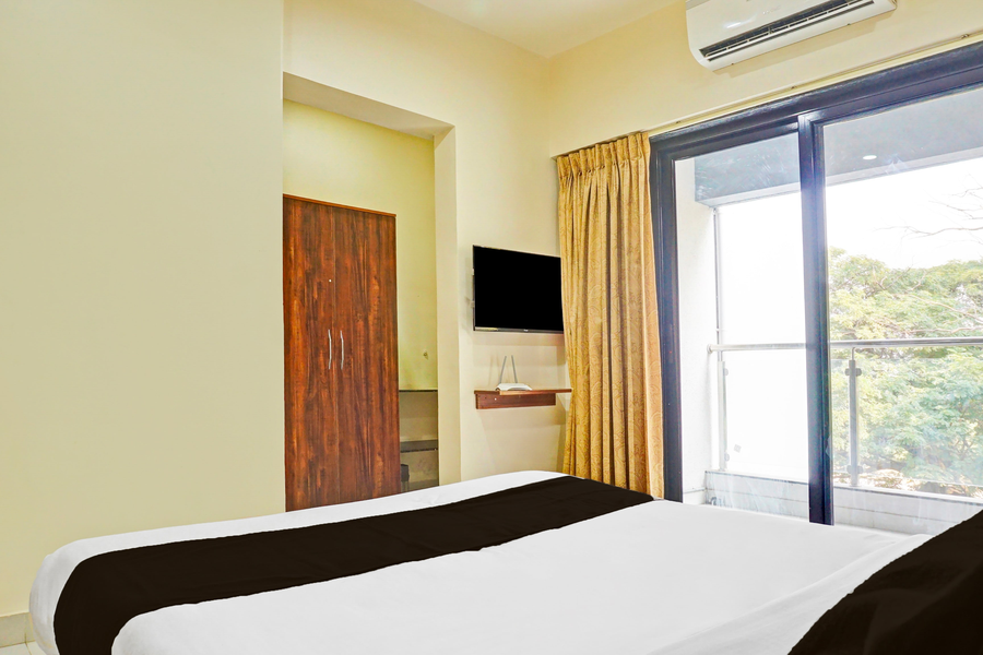 townhouse amanora park town formerly samrat inn
