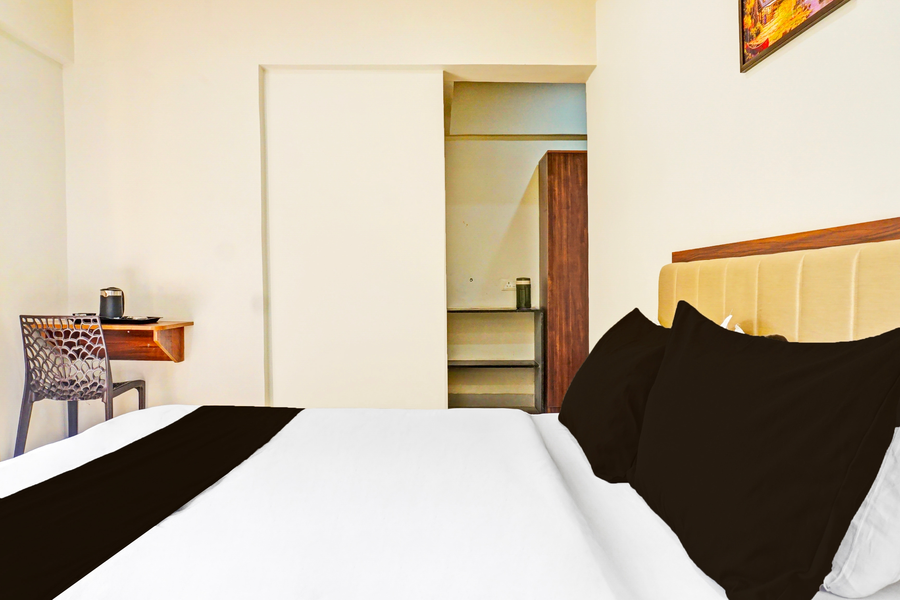 townhouse amanora park town formerly samrat inn