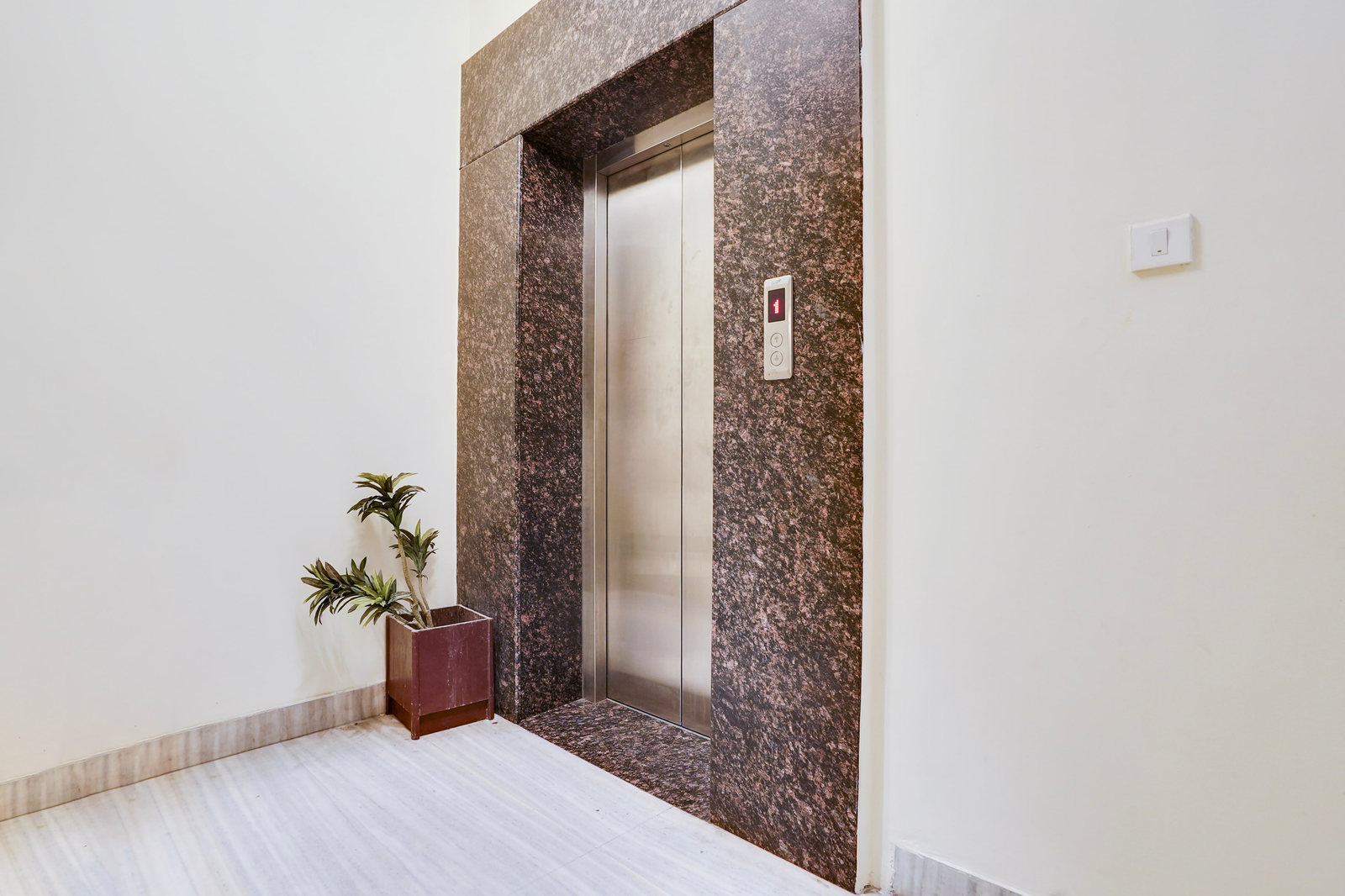 super townhouse oak silver city chowk formerly hw residency