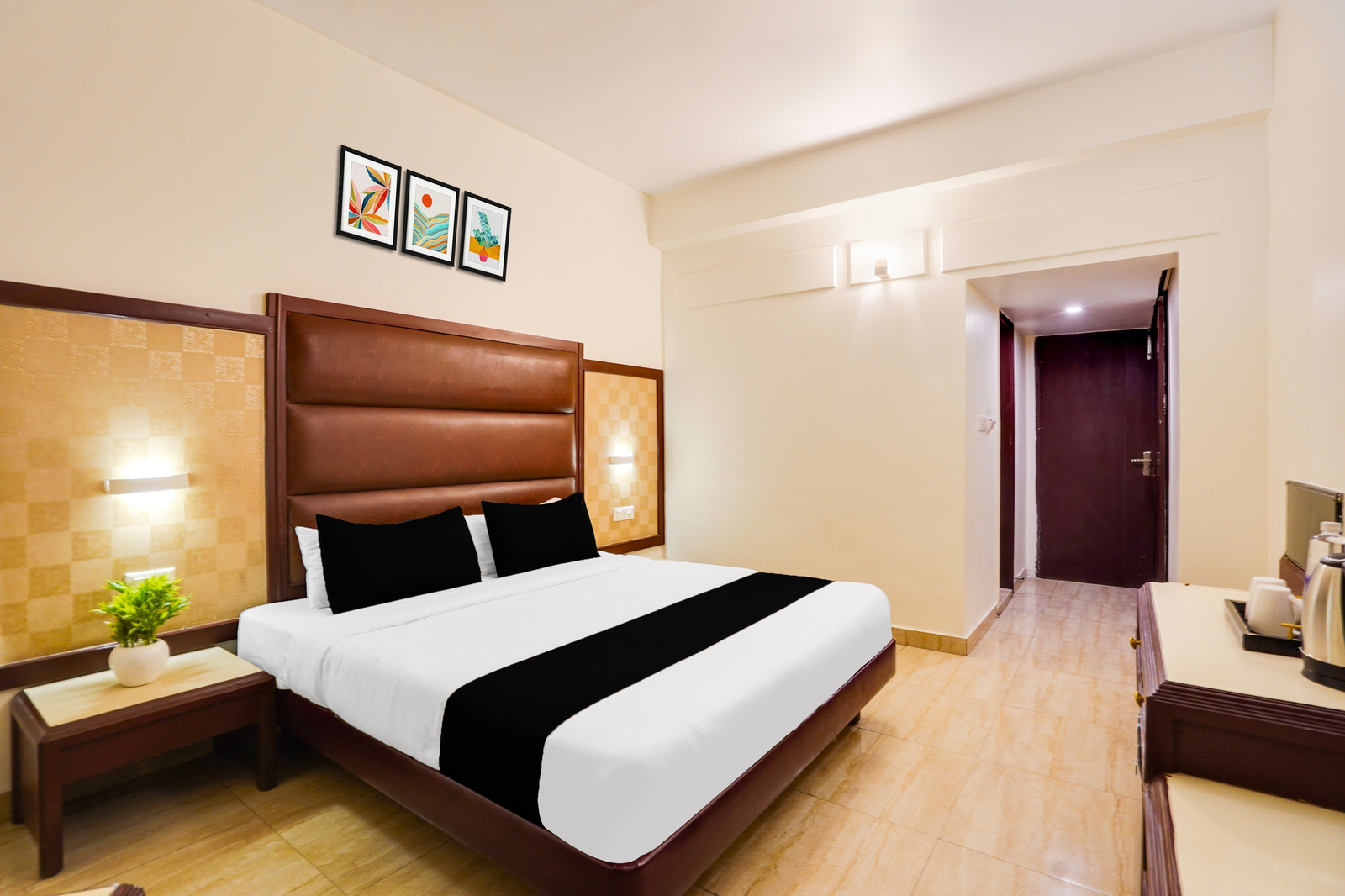 super townhouse oak silver city chowk formerly hw residency