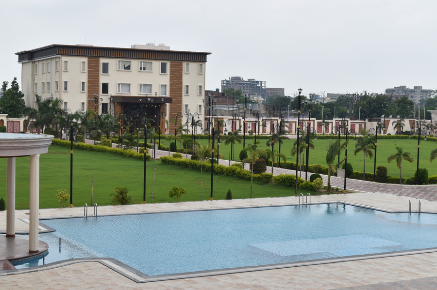 Nirvana Grand Hotel & Resort,,5 star